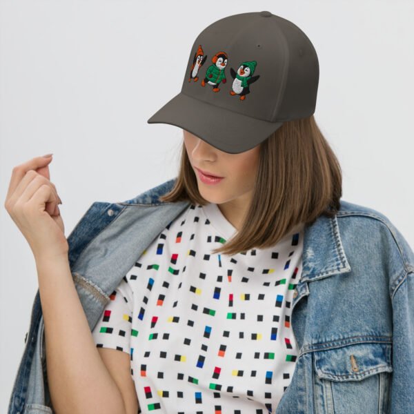 closed-back-structured-cap-dark-grey-front-693c4c093ac85.jpg Gorra Penguins